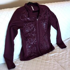 Fabletics Woman's JOJO Athletic Burgundy Rose Jacket,Size L.